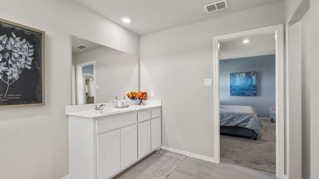 1024 INGALLS PARK Lane, Fort Worth, TX 76131