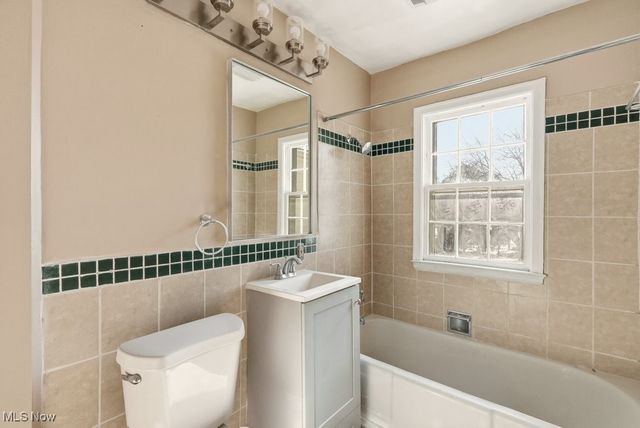 248 E Catawba Avenue, Akron, OH 44301