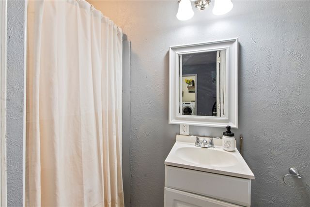 335 Running Brook Road, Mabank, TX 75156