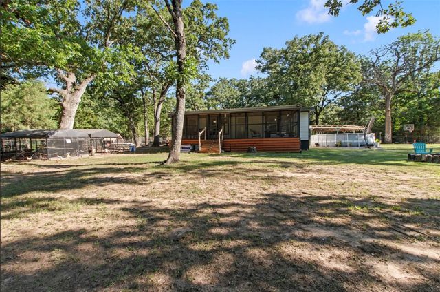 335 Running Brook Road, Mabank, TX 75156