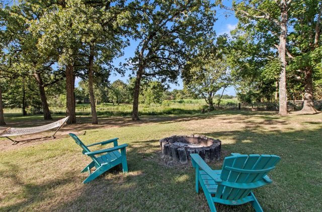 335 Running Brook Road, Mabank, TX 75156