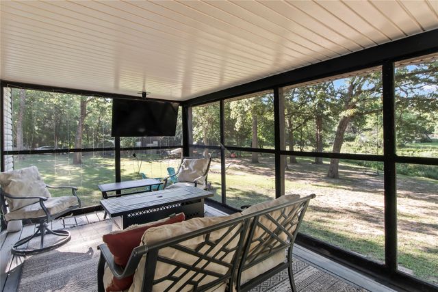 335 Running Brook Road, Mabank, TX 75156