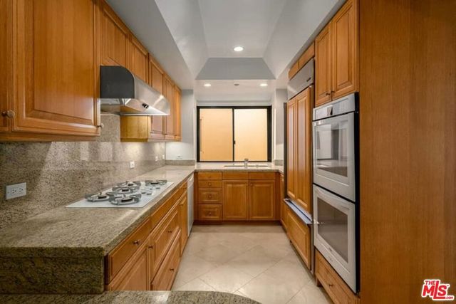 701 Ocean Avenue PHD, Santa Monica, CA 90402