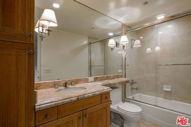 701 Ocean Avenue PHD, Santa Monica, CA 90402