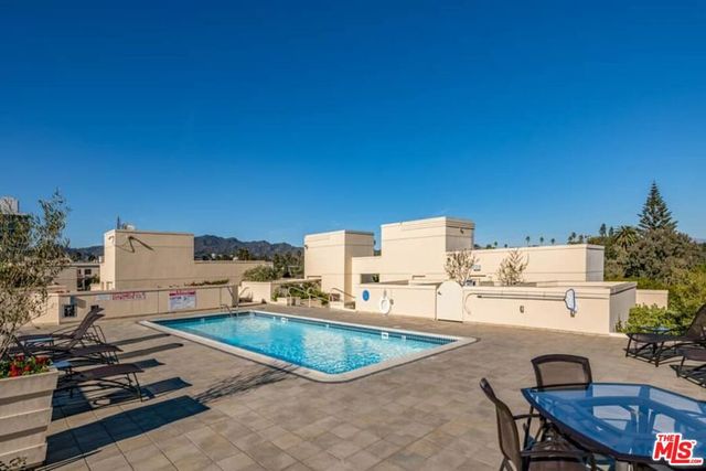 701 Ocean Avenue PHD, Santa Monica, CA 90402