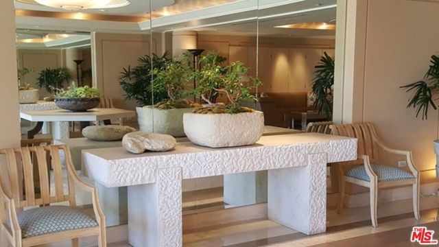 701 Ocean Avenue PHD, Santa Monica, CA 90402