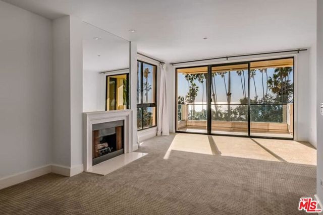 701 Ocean Avenue PHD, Santa Monica, CA 90402