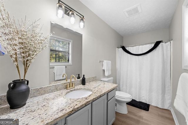4041 Woodbridge Court, Powder Springs, GA 30127