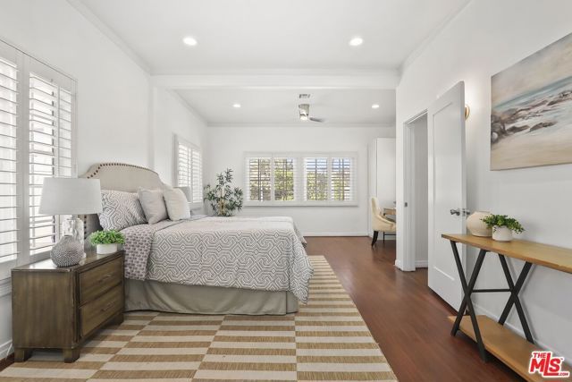 5761 W Olympic Boulevard, Los Angeles, CA 90036