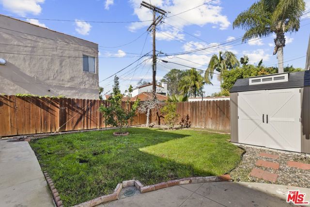 5761 W Olympic Boulevard, Los Angeles, CA 90036