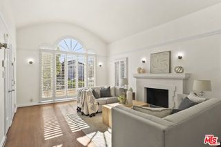 5761 W Olympic Boulevard, Los Angeles, CA 90036