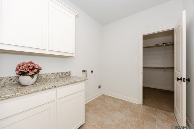 6358 Union Dr, Addis, LA 70710