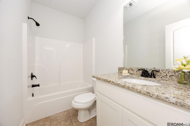 6358 Union Dr, Addis, LA 70710