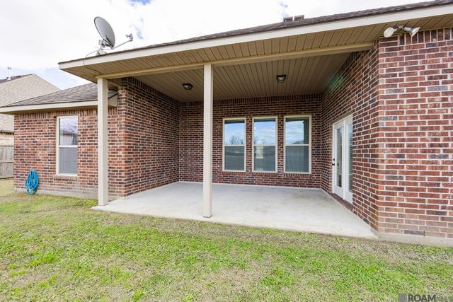 6358 Union Dr, Addis, LA 70710