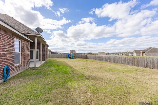 6358 Union Dr, Addis, LA 70710