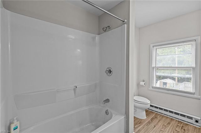 14 Myrtle ST, Hampton, VA 23669