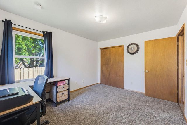 8820 W Travis LANE, Franklin, WI 53132