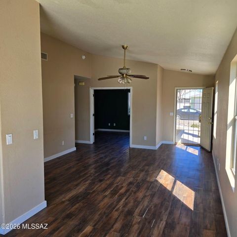 6040 S Nantac Rim Drive, Tucson, AZ 85706