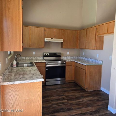 6040 S Nantac Rim Drive, Tucson, AZ 85706