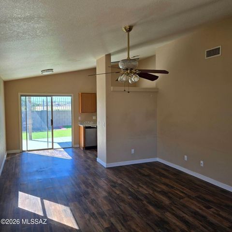 6040 S Nantac Rim Drive, Tucson, AZ 85706