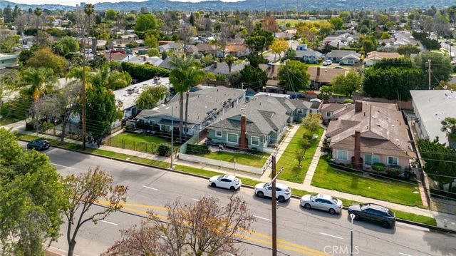 12806 Oxnard Street, North Hollywood, CA 91606