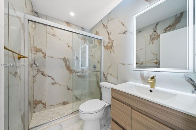 3571 Magellan Cir 343-4, Aventura, FL 33180