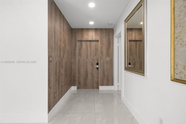 3571 Magellan Cir 343-4, Aventura, FL 33180
