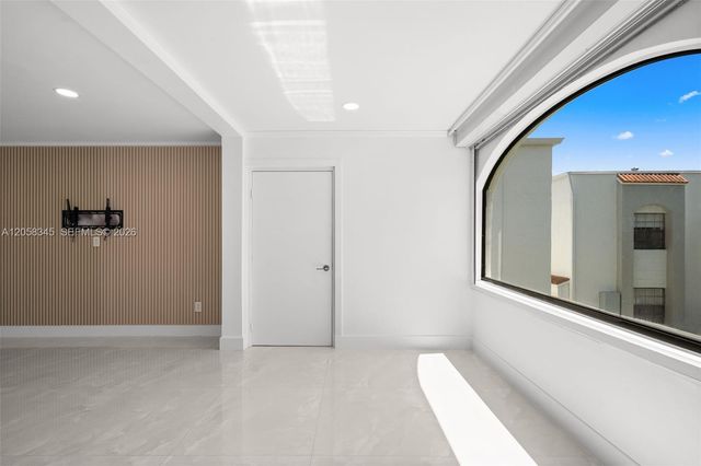 3571 Magellan Cir 343-4, Aventura, FL 33180