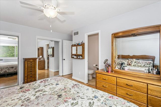 1113 E Springdale, Derby, KS 67037