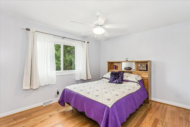1113 E Springdale, Derby, KS 67037