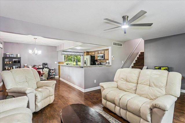 1113 E Springdale, Derby, KS 67037