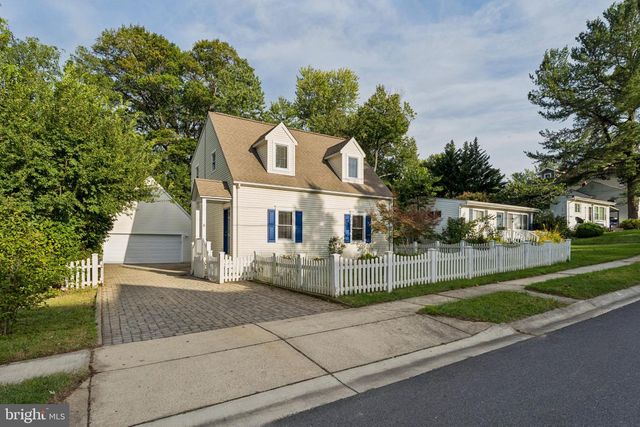 101 CHARLES ST, Rockville, MD 20850