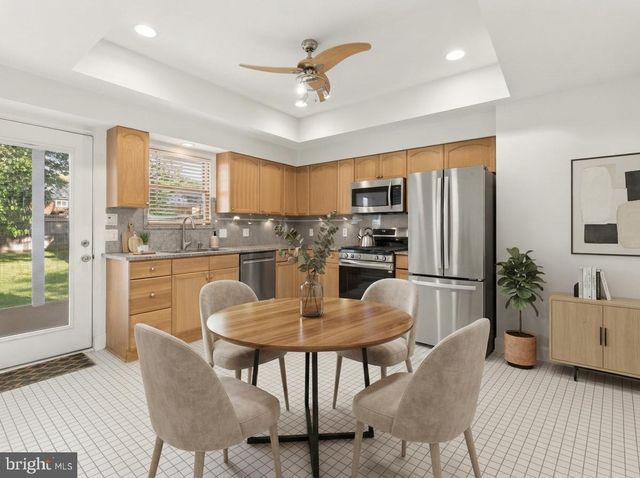 101 CHARLES ST, Rockville, MD 20850