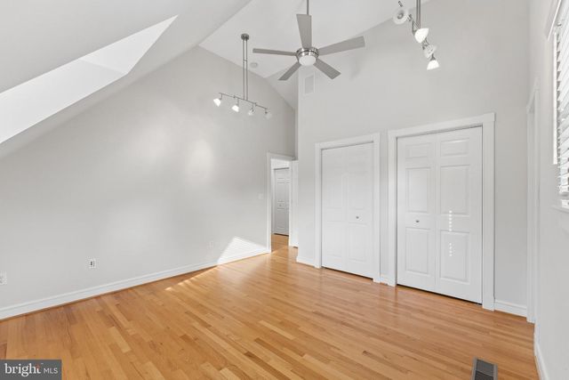 101 CHARLES ST, Rockville, MD 20850