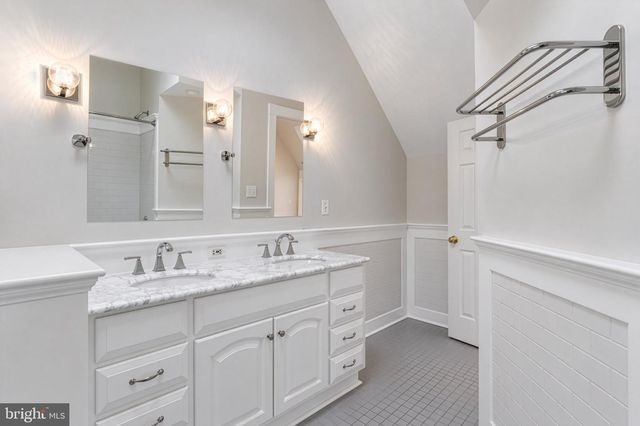 101 CHARLES ST, Rockville, MD 20850