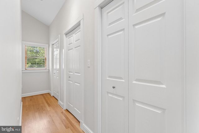 101 CHARLES ST, Rockville, MD 20850