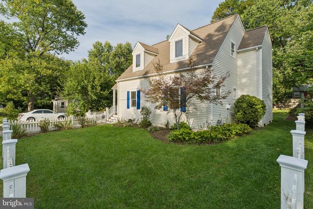 101 CHARLES ST, Rockville, MD 20850