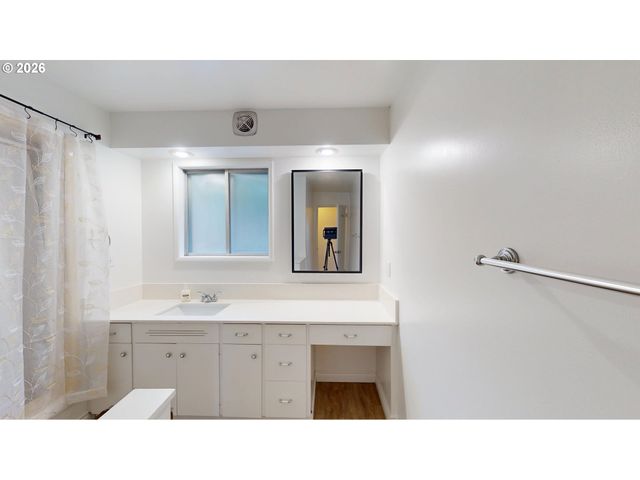 2145 WEBB St, West Linn, OR 97068