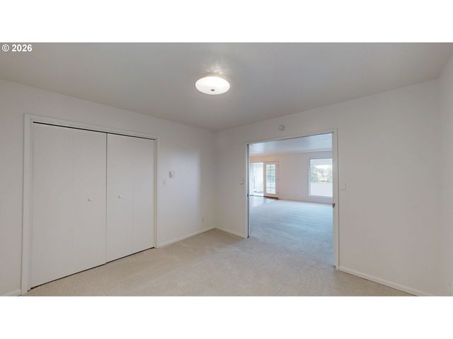 2145 WEBB St, West Linn, OR 97068