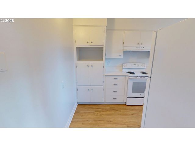 2145 WEBB St, West Linn, OR 97068