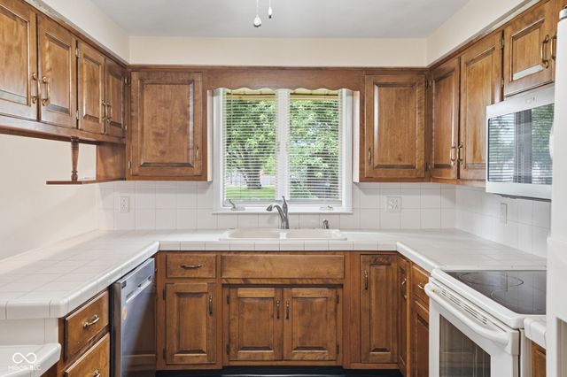 1741 Shepherd Road, Anderson, IN 46012