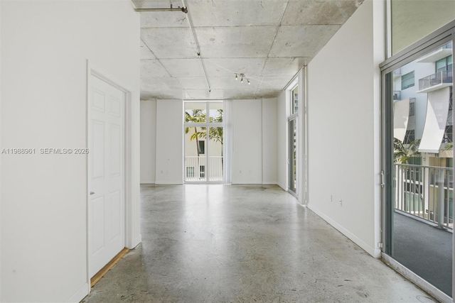 2100 Van Buren Street 319, Hollywood, FL 33020