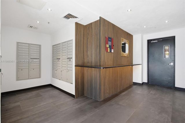 2100 Van Buren Street 319, Hollywood, FL 33020