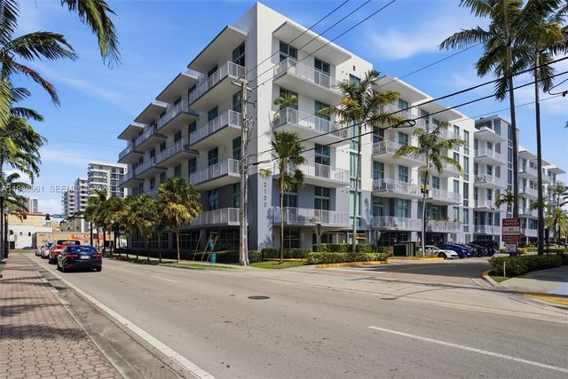 2100 Van Buren Street 319, Hollywood, FL 33020