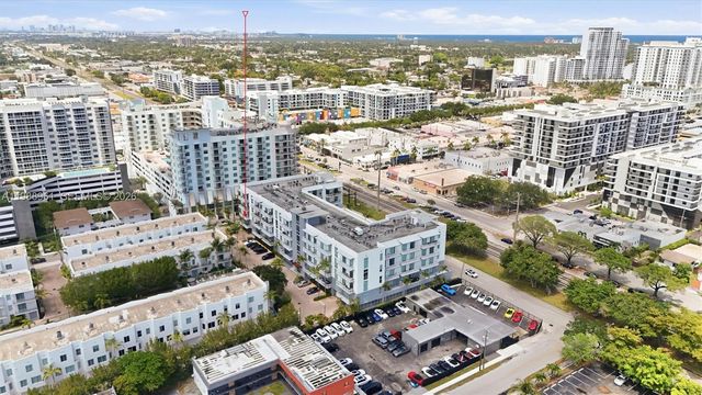 2100 Van Buren Street 319, Hollywood, FL 33020