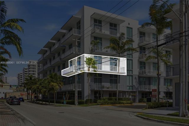 2100 Van Buren Street 319, Hollywood, FL 33020