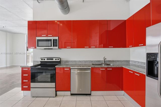2100 Van Buren Street 319, Hollywood, FL 33020