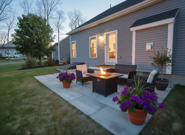 10 Salisbury Hill Blvd 75, Worcester, MA 01609