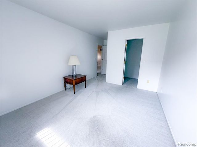 20342 Pine Meadow Drive, Clinton Township, MI 48036