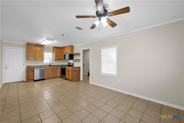 132 Key Lane, Eddy, TX 76524